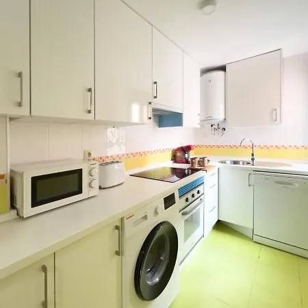 Homes 204 Apartment *